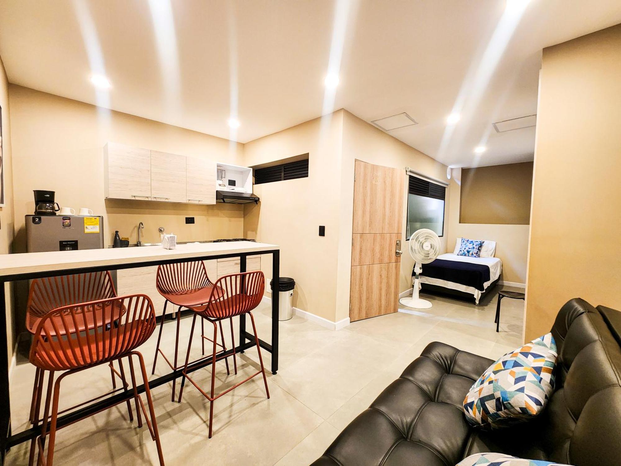 Loft 10 *